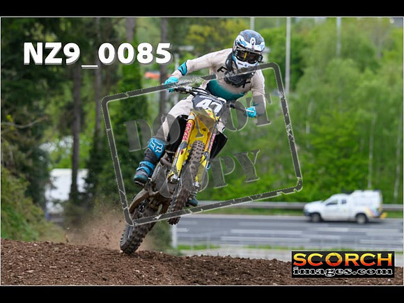 Thur25Apr-203