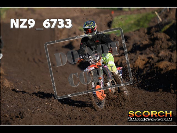 Experts-087