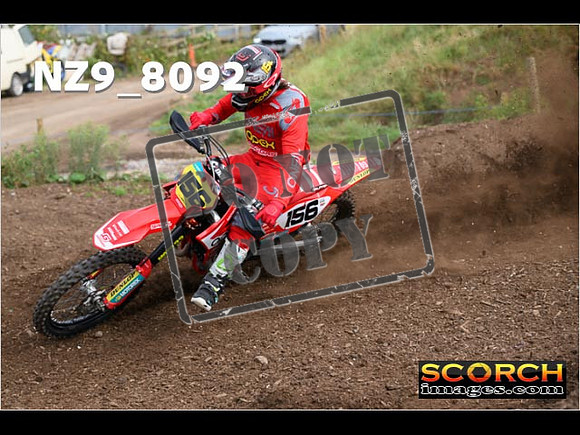 Experts-033