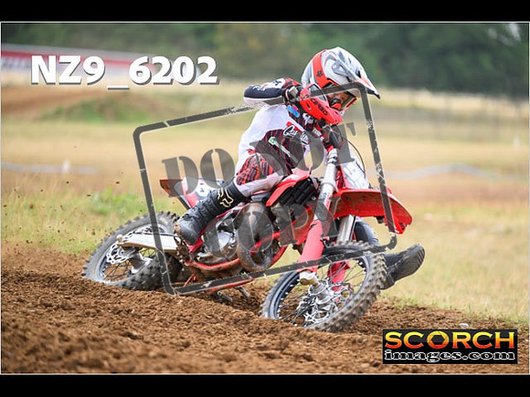 85's-077