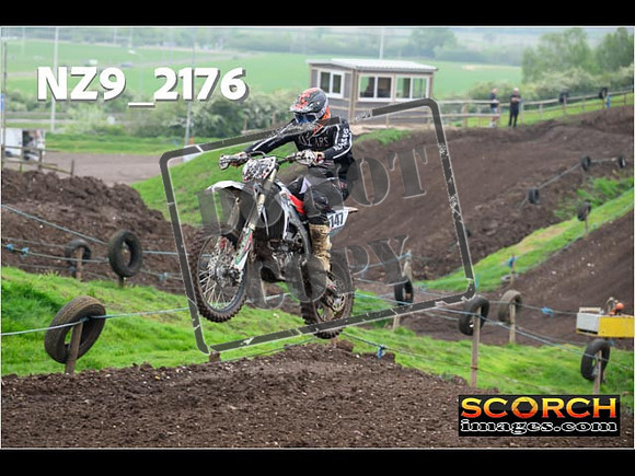 Thur 02 May-059