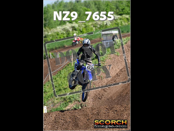 Experts-087