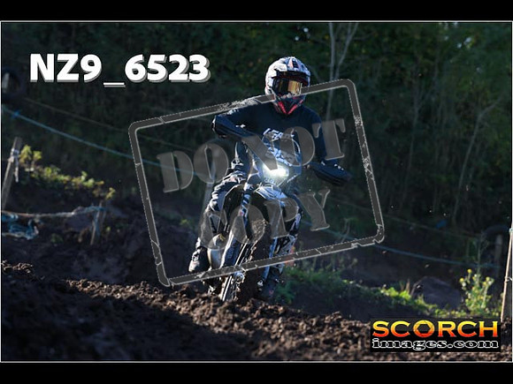 Inters-052