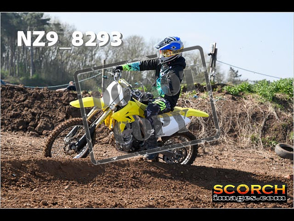 Thur10Apr-085