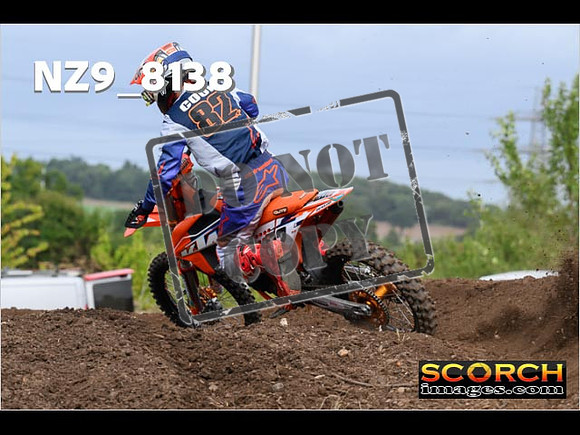 Experts-078