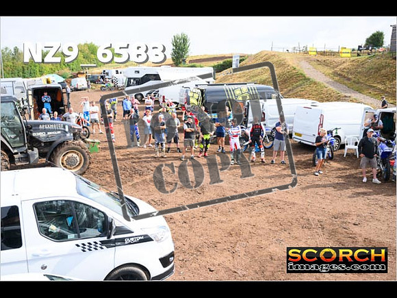 Randoms-073