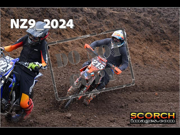 Experts-085