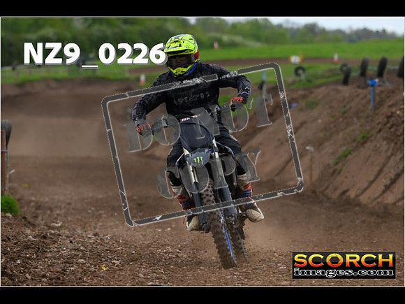 Thur25Apr-329