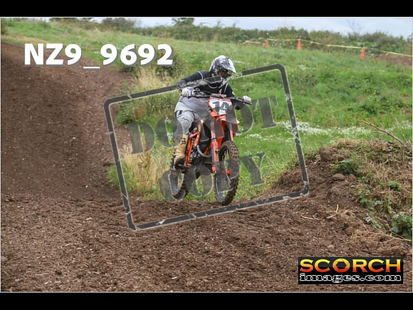 Experts-088