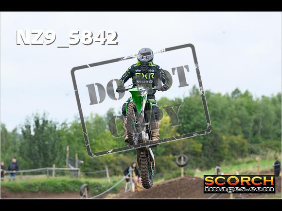 Inters-090