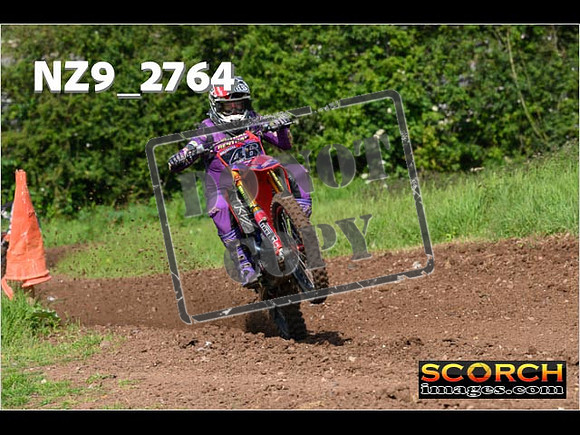 Inters-076