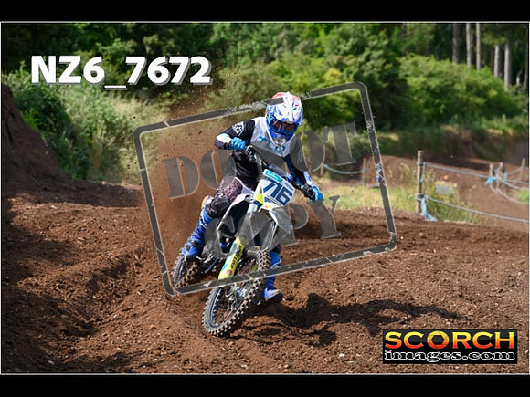 Experts-052