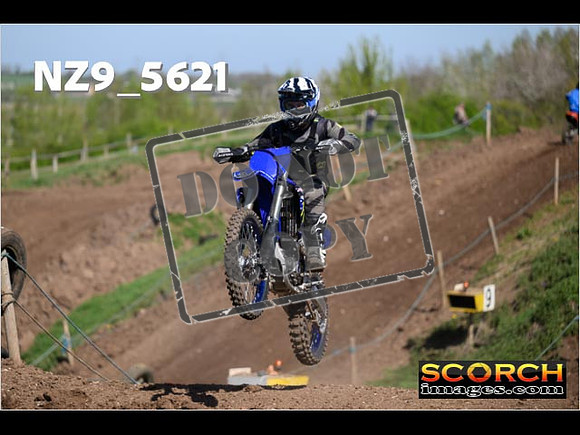 Inters-136