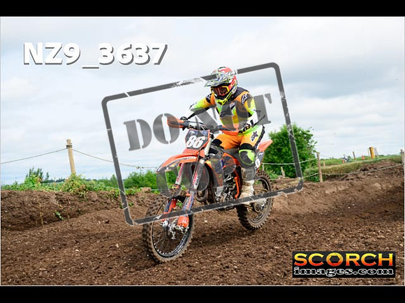 Experts-086