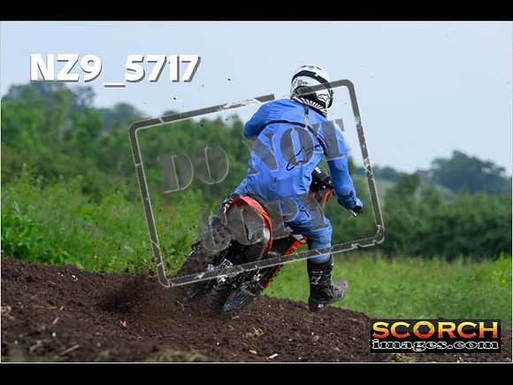 Inters-082