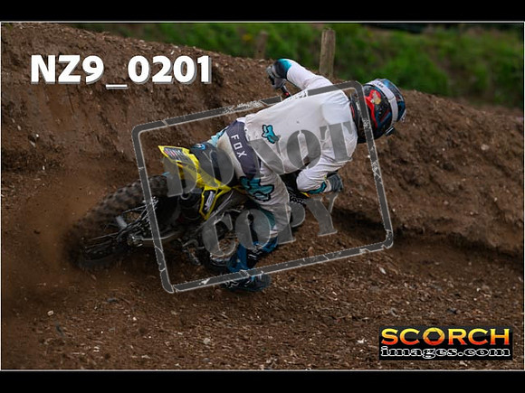 Thur25Apr-308