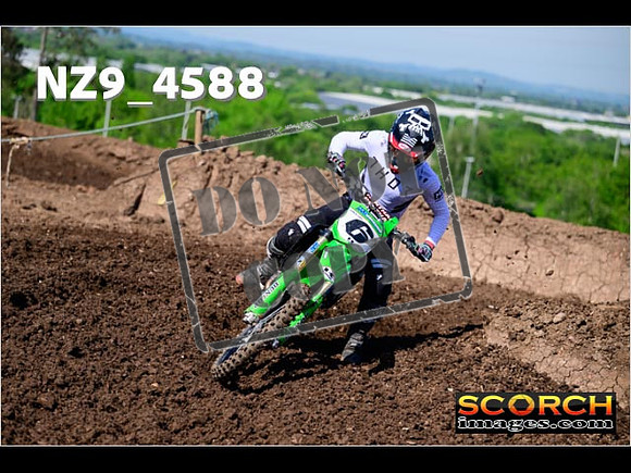 Experts-092