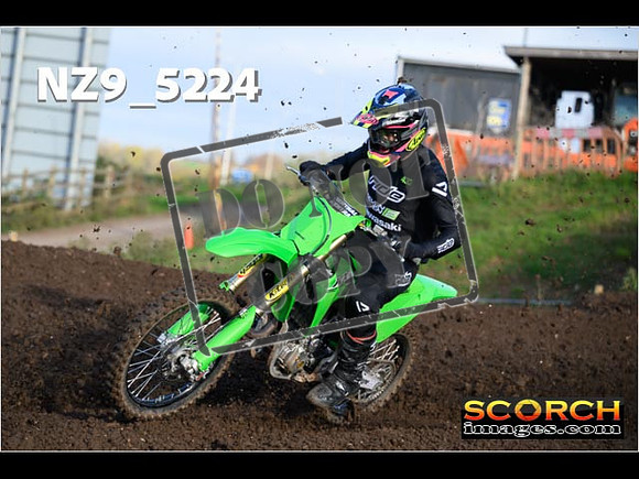 Experts-089