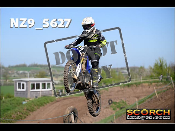Inters-142
