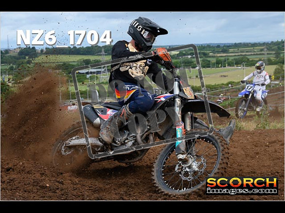 Experts-020