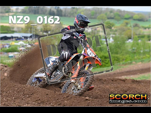 Experts-103