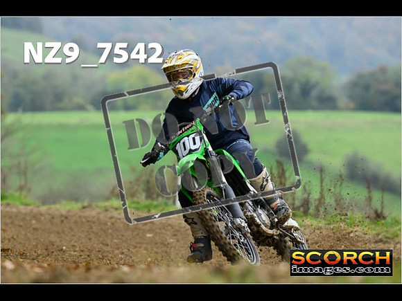 Experts-084