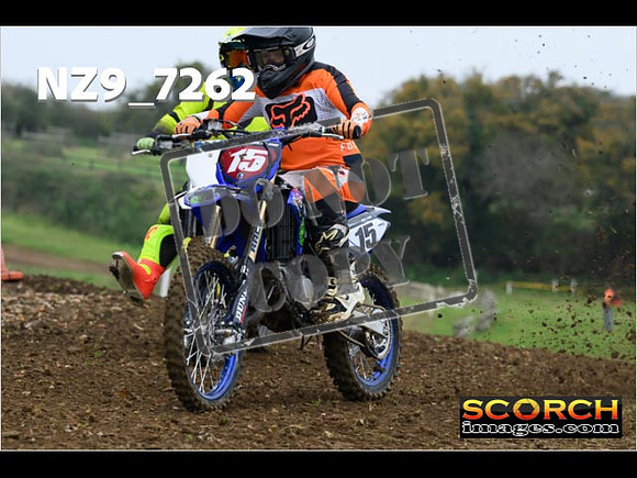 85's-069