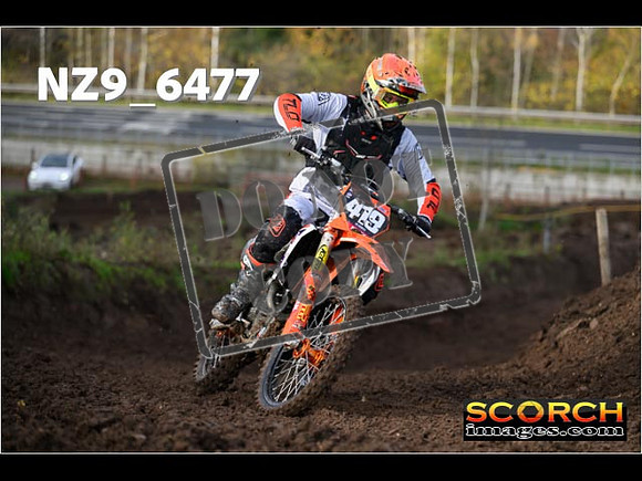 Experts-090