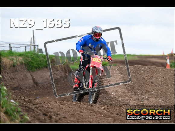 Thur08May-009