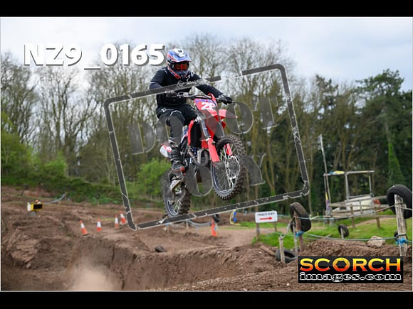 Thur25Apr-277