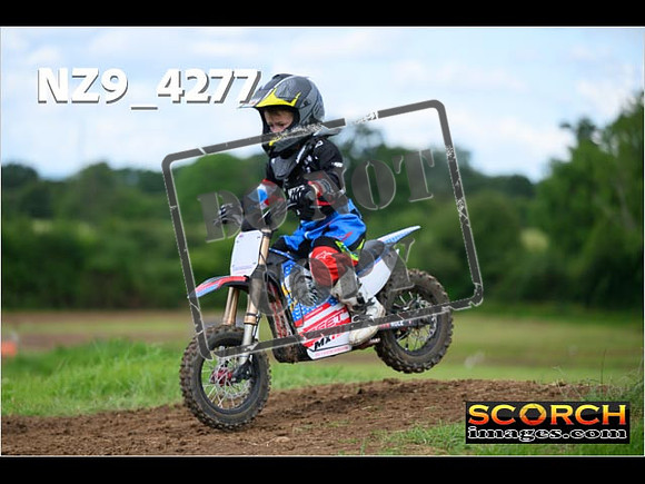 E2 Oset MX10-13
