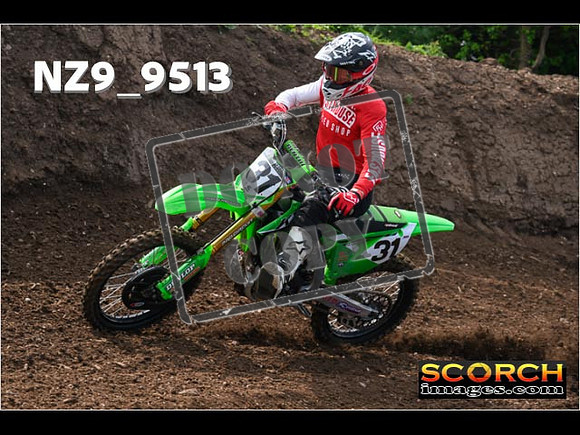 Experts-035
