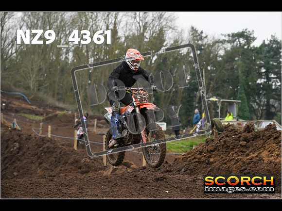 Experts-207
