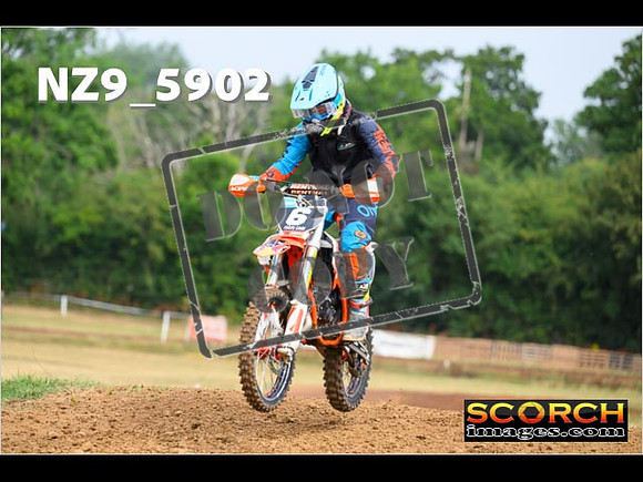 85's-027