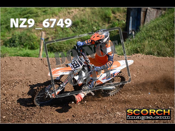 Thur01May-045