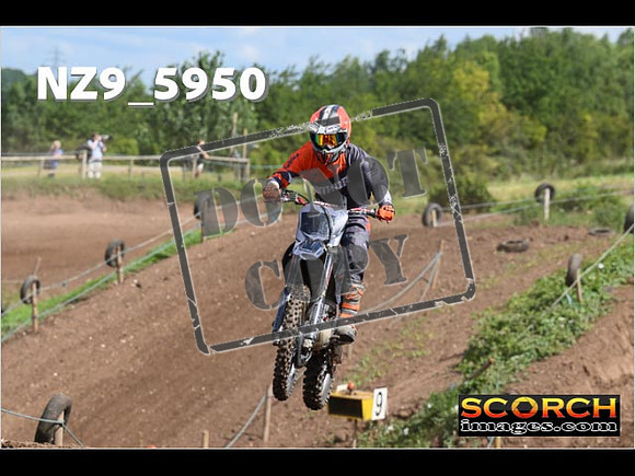 Inters-068