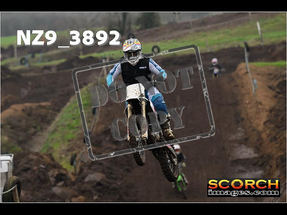 Experts-087