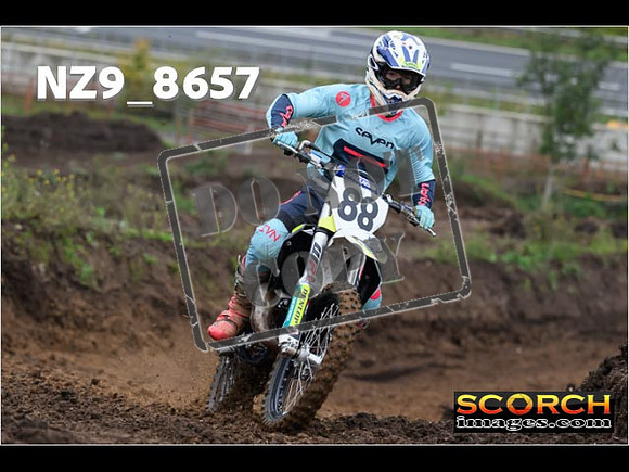 Thur31Oct-003