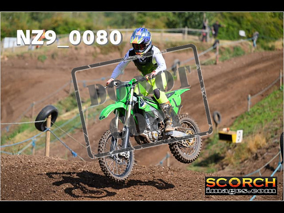 Experts-090