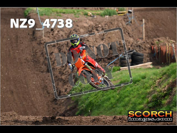Experts-109