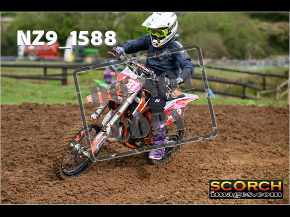 85's-032