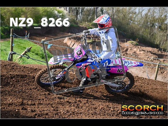 Thur10Apr-061