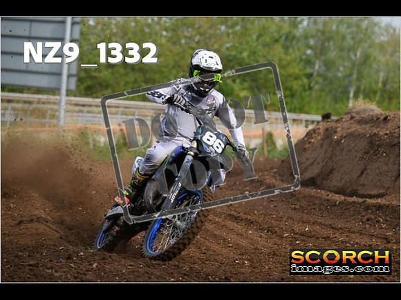 Experts-040