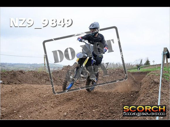 Experts-071