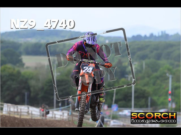 Experts-122