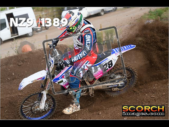 Experts-092