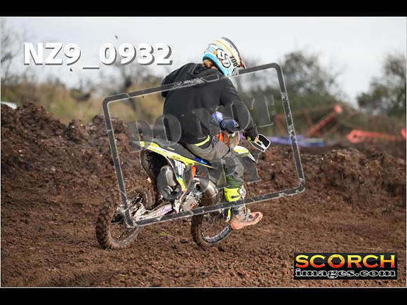 Youth-094