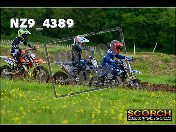 Auto 65'S-056