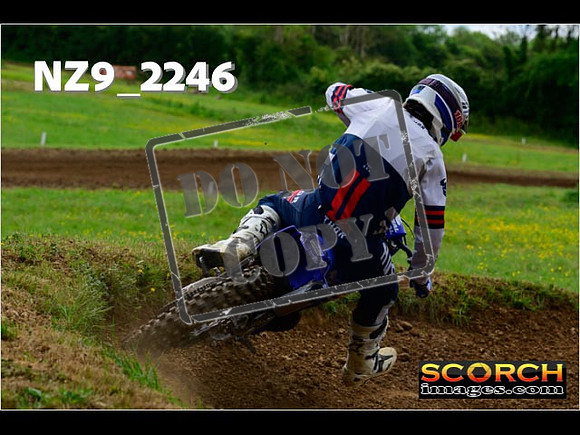 Experts-051