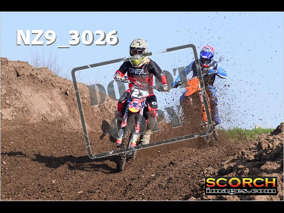 Experts-064